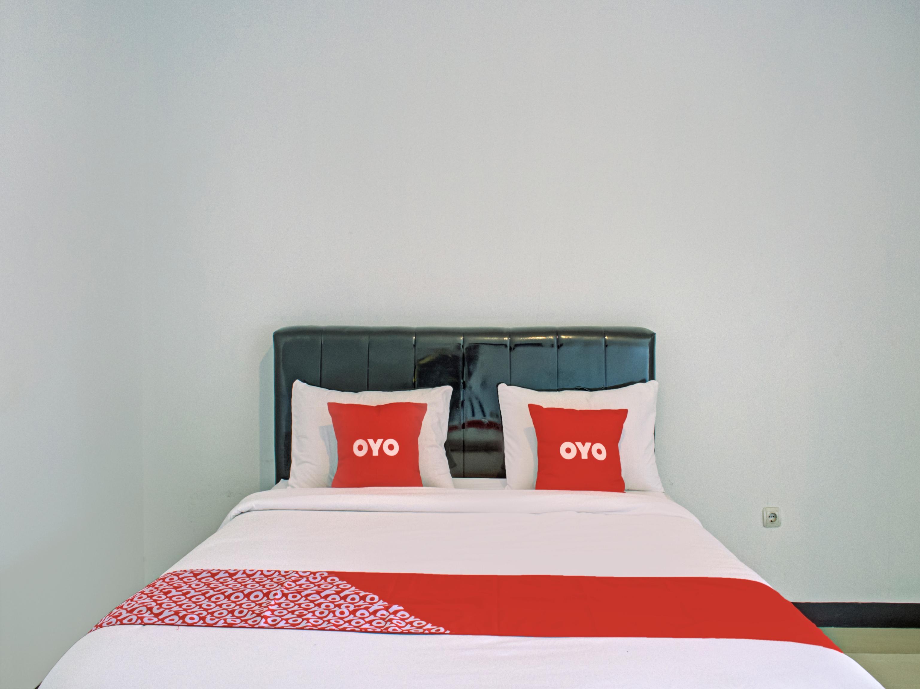 Oyo 3841 Wisma 25 Чилачап Экстерьер фото